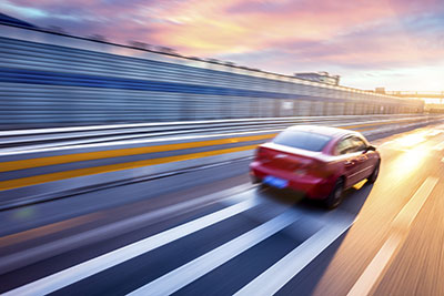 Car on the speedway